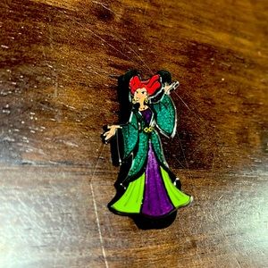 Hocus Pocus Enamel Pin